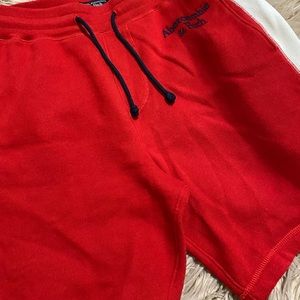 Men’s athletic shorts